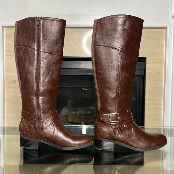 UNISA Brown Knee High Riding Boot, 6M - Picture 4 of 8